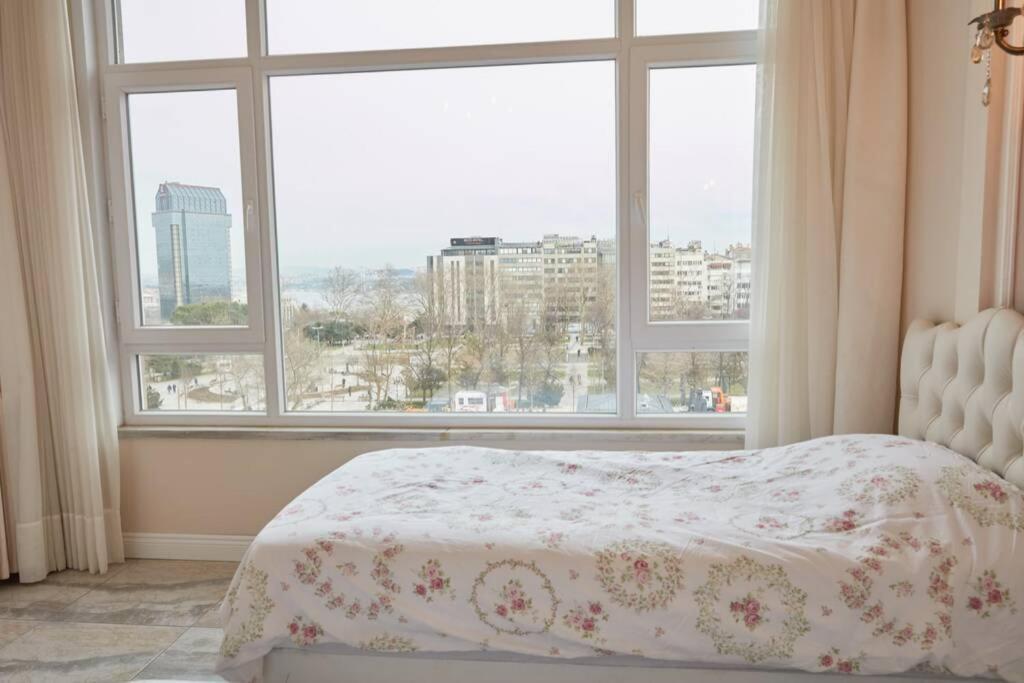 Taksim Square Apartment, Great View, Luxury Стамбул Экстерьер фото
